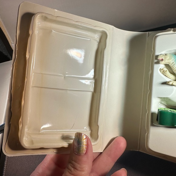 Walt Disney - McDonald’s Vintage Dinosaur toy. - Picture 10 of 16